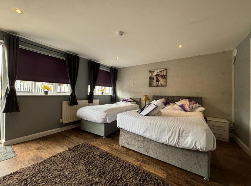 Stay And Relax At The Yew Tree Manuden Exterior photo